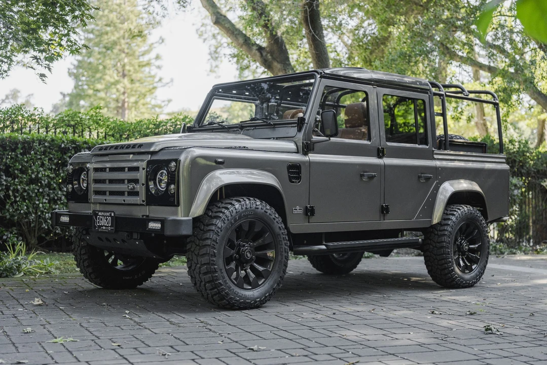 1992 Land Rover Defender 110 - Image 6 of 31
