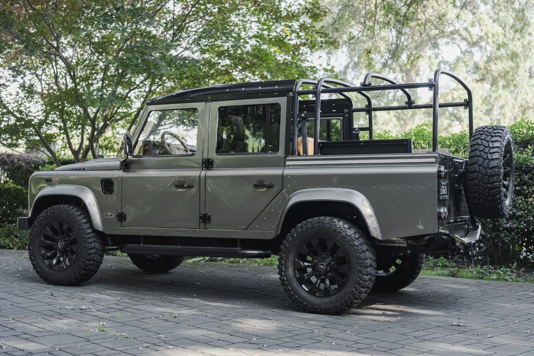1992 Land Rover Defender 110 - Image 9 of 31