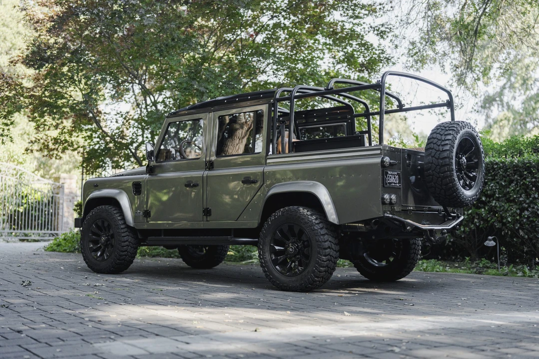 1992 Land Rover Defender 110 - Image 11 of 31