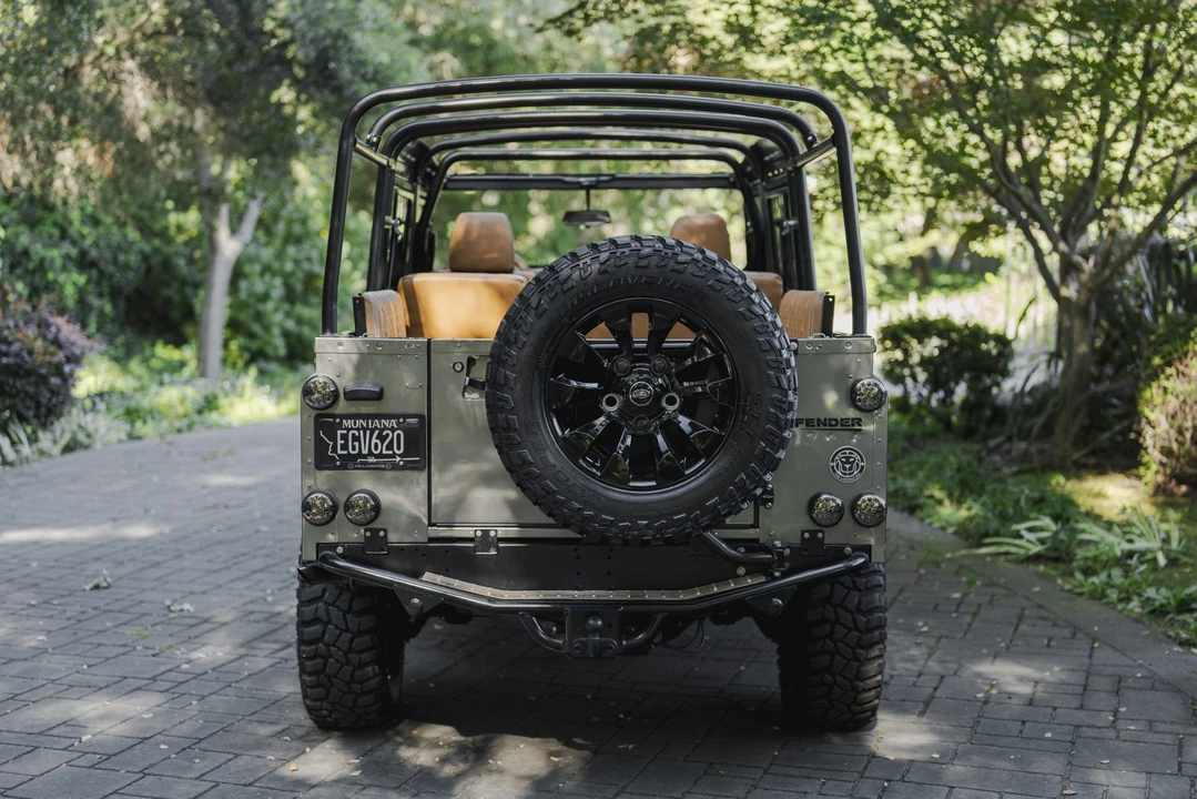 1992 Land Rover Defender 110 - Image 15 of 31