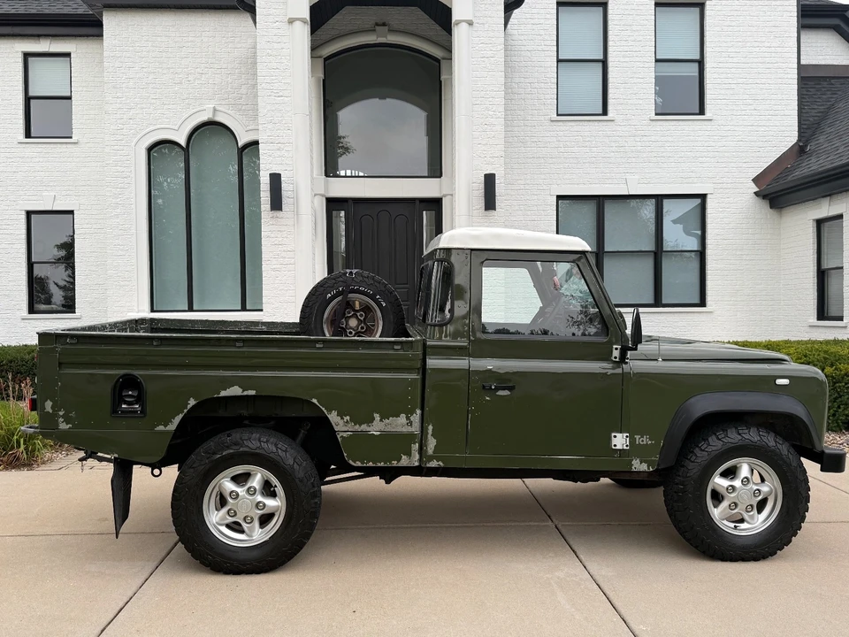 1992 Land Rover Defender 110 - Image 2 of 21