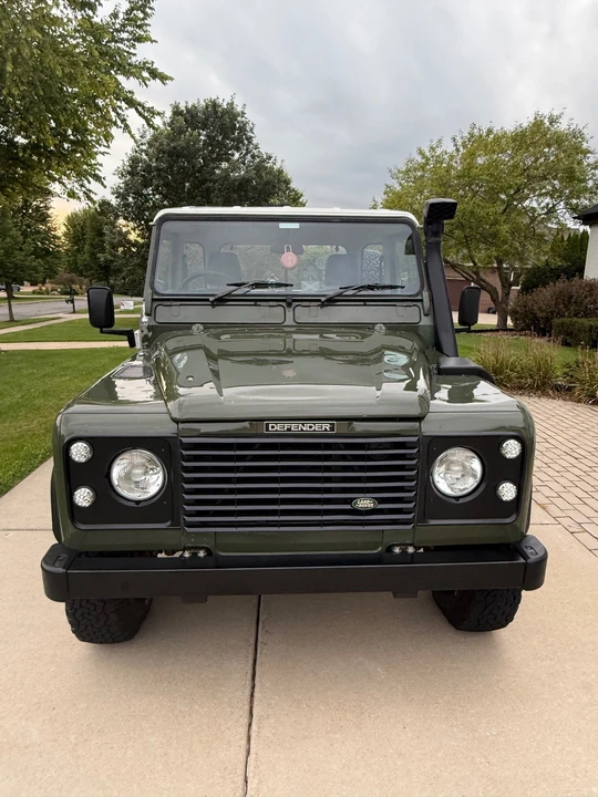 1992 Land Rover Defender 110 - Image 10 of 21