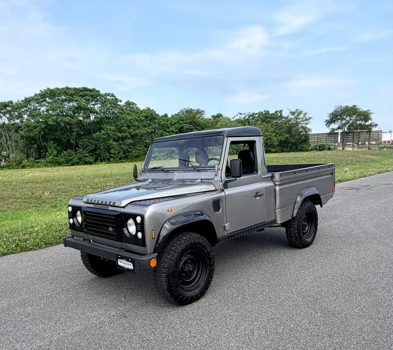 1992 Land Rover Defender 110 - Image 6 of 31