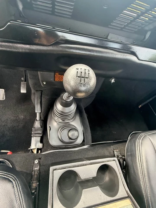 1992 Land Rover Defender 110 - Image 6 of 9