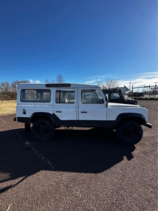 1992 Land Rover Defender 110 - Image 11 of 18