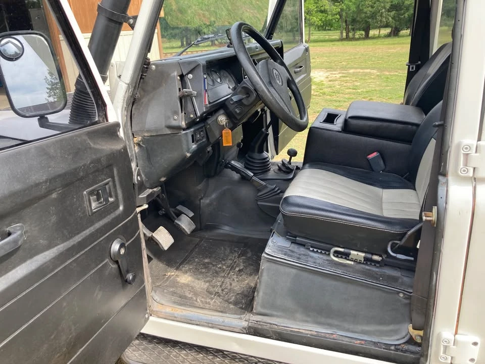 1992 Land Rover Defender 110 - Image 12 of 15