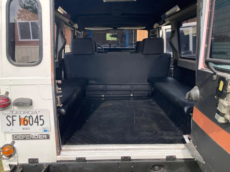 1992 Land Rover Defender 110 - Image 10 of 15