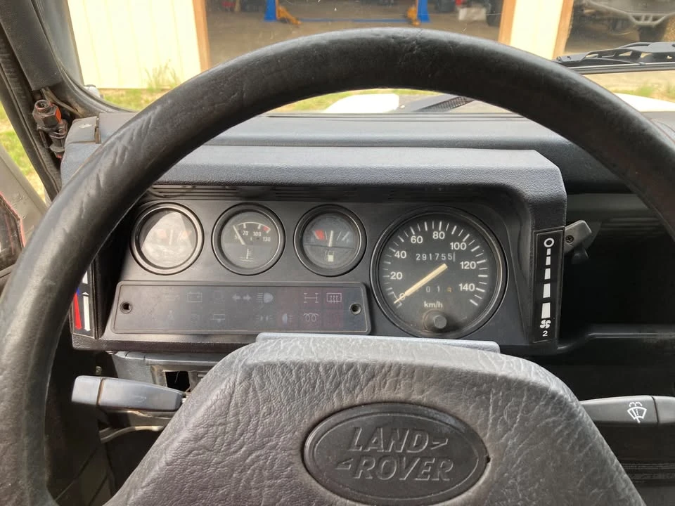 1992 Land Rover Defender 110 - Image 5 of 15
