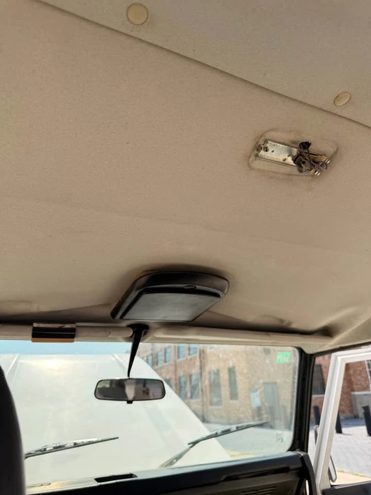 1992 Land Rover Defender 110 - Image 18 of 19