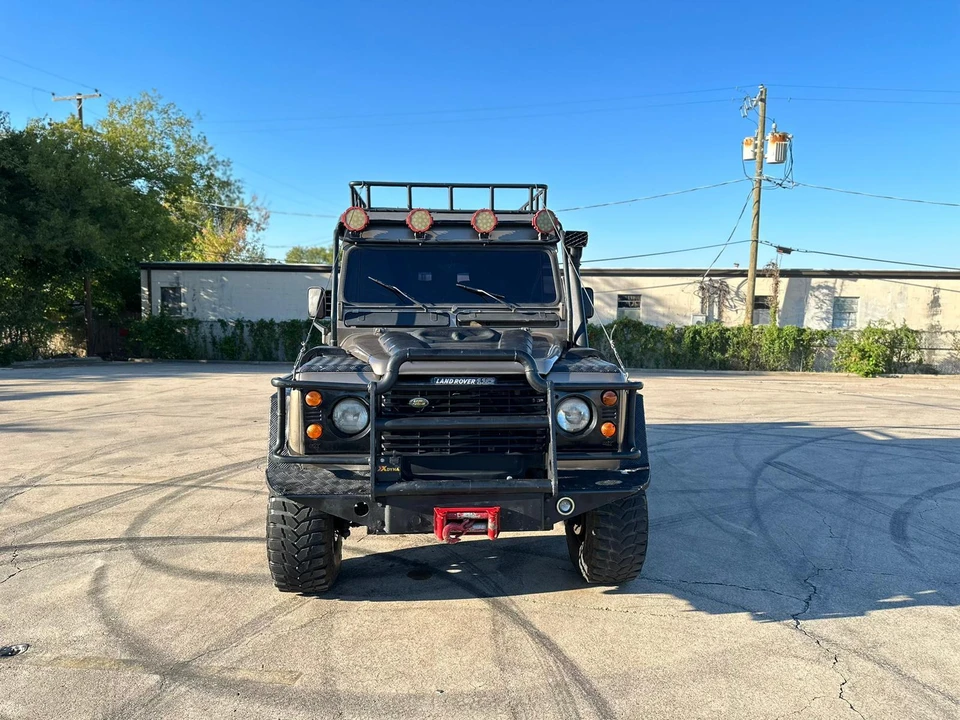 1992 Land Rover Defender 110 - Image 6 of 31