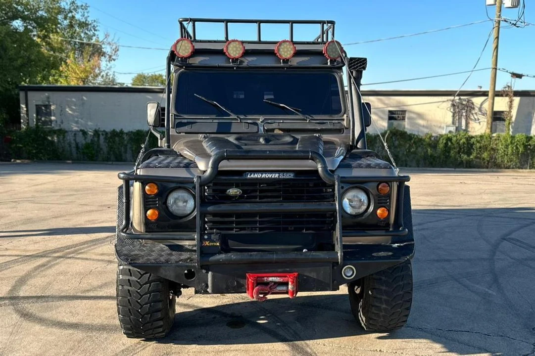 1992 Land Rover Defender 110 - Image 2 of 31