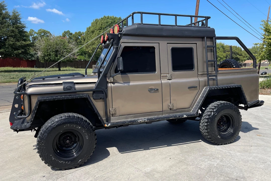 1992 Land Rover Defender 110 - Image 3 of 31