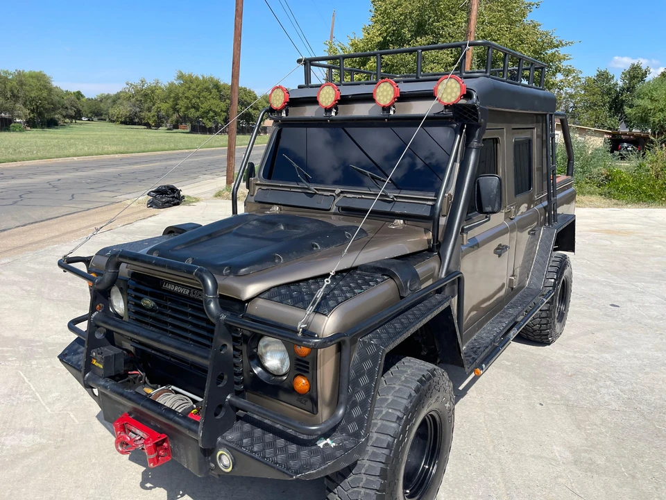1992 Land Rover Defender 110 - Image 10 of 31