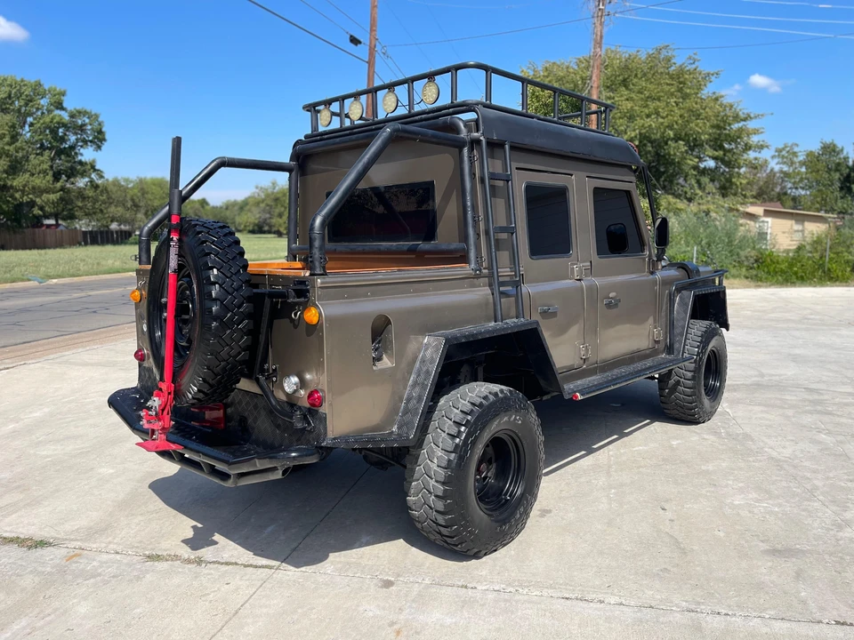 1992 Land Rover Defender 110 - Image 4 of 31