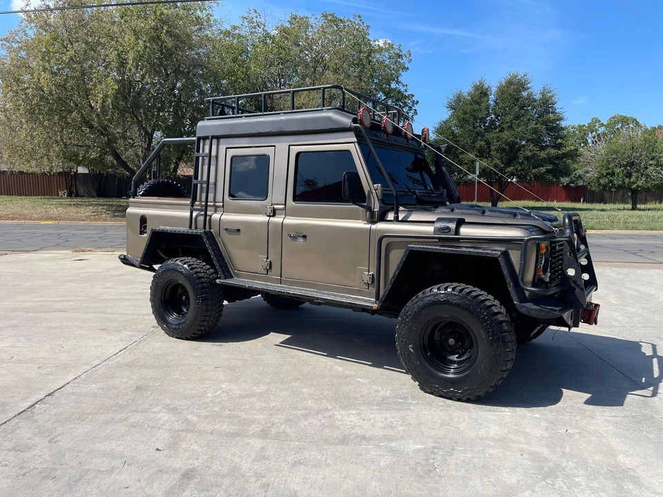 1992 Land Rover Defender 110 - Image 31 of 31