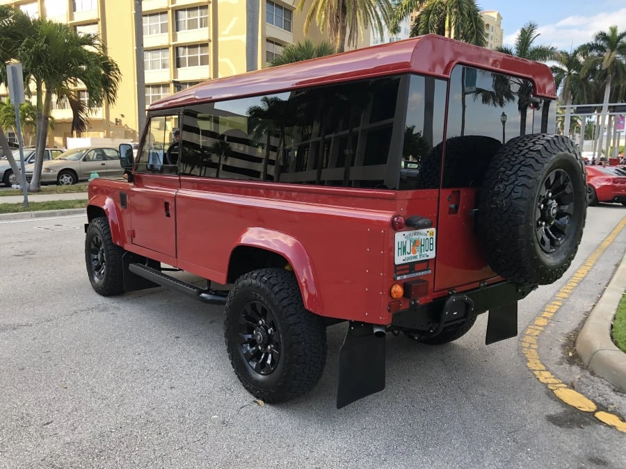 1992 Land Rover Defender 110 - Image 2 of 11