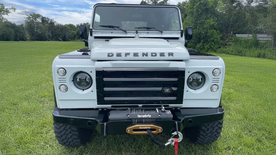 1992 Land Rover Defender 110 - Image 4 of 14