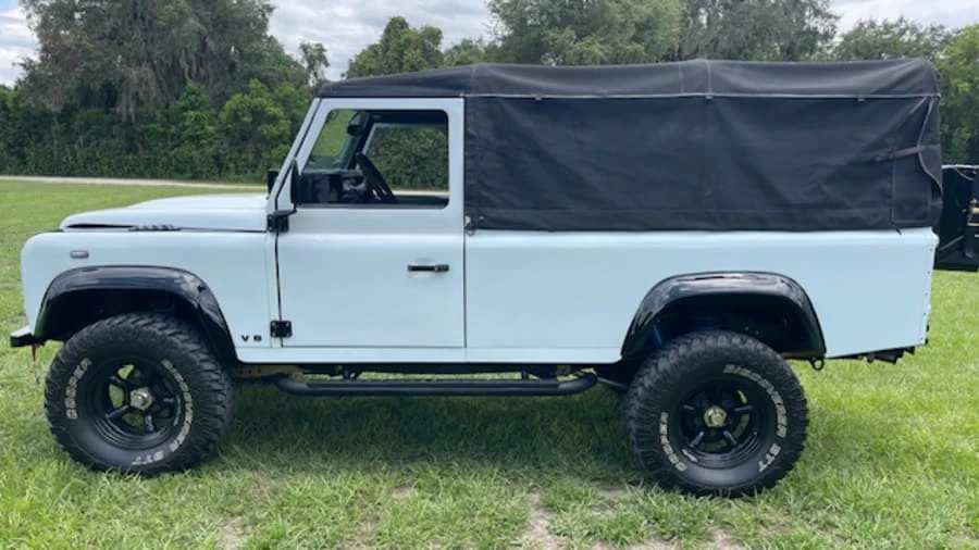 1992 Land Rover Defender 110 - Image 2 of 14