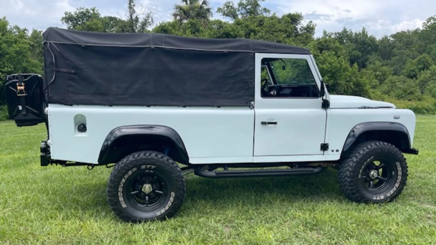 1992 Land Rover Defender 110 - Image 7 of 14