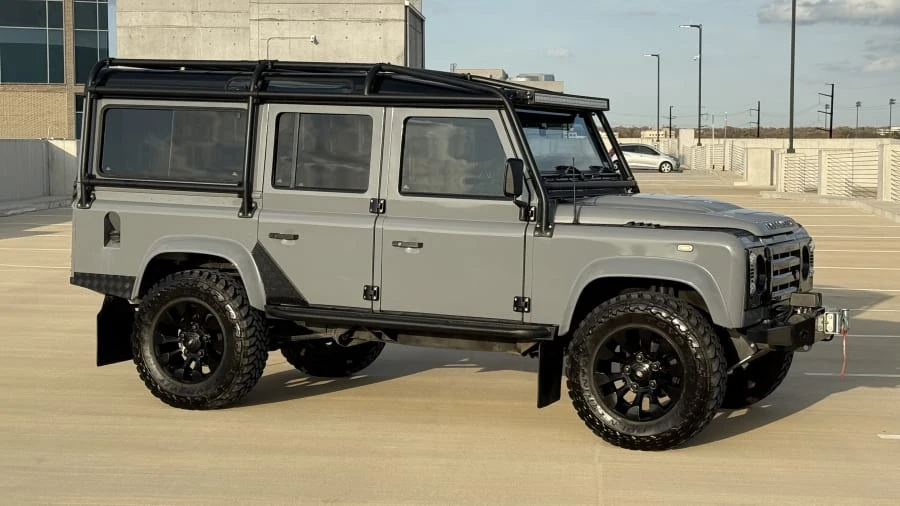 1992 Land Rover Defender 110 - Image 2 of 30