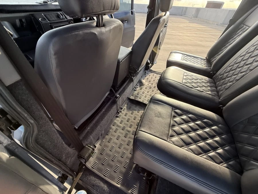 1992 Land Rover Defender 110 - Image 22 of 30