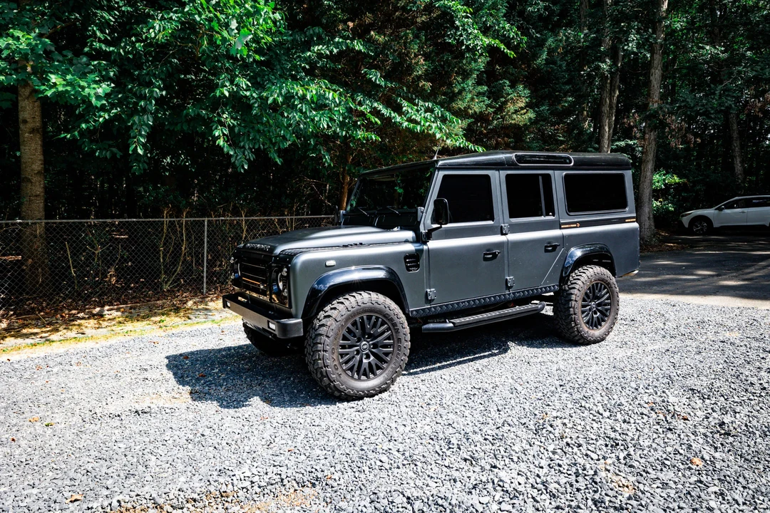 1992 Land Rover Defender 110 - Image 7 of 31