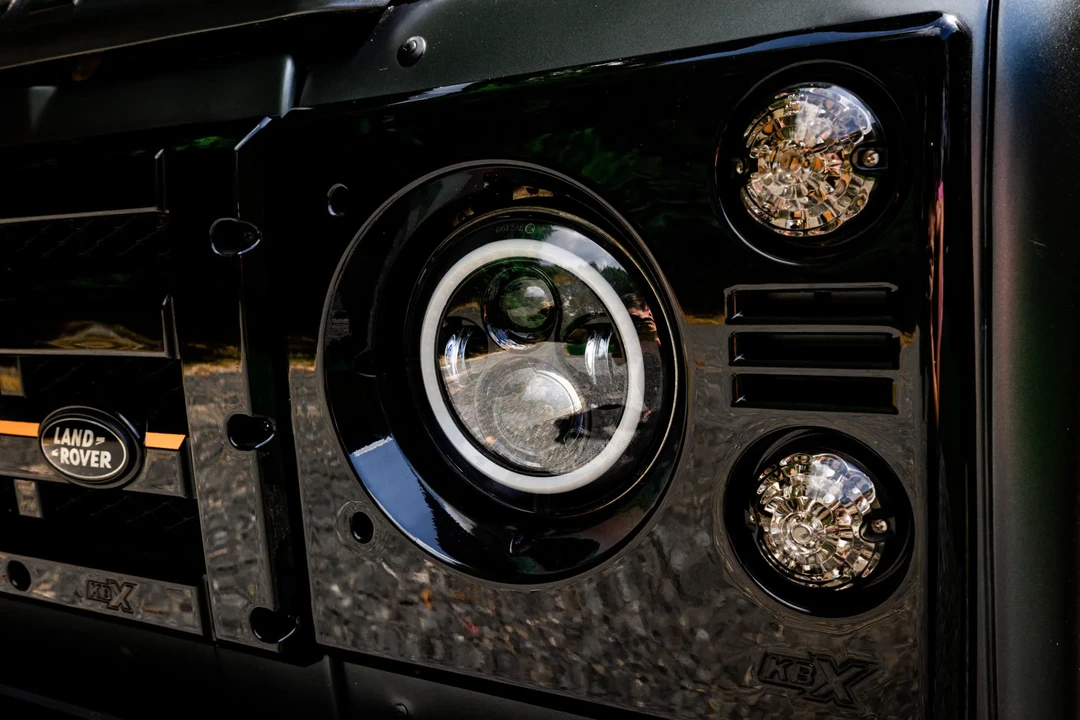 1992 Land Rover Defender 110 - Image 13 of 31