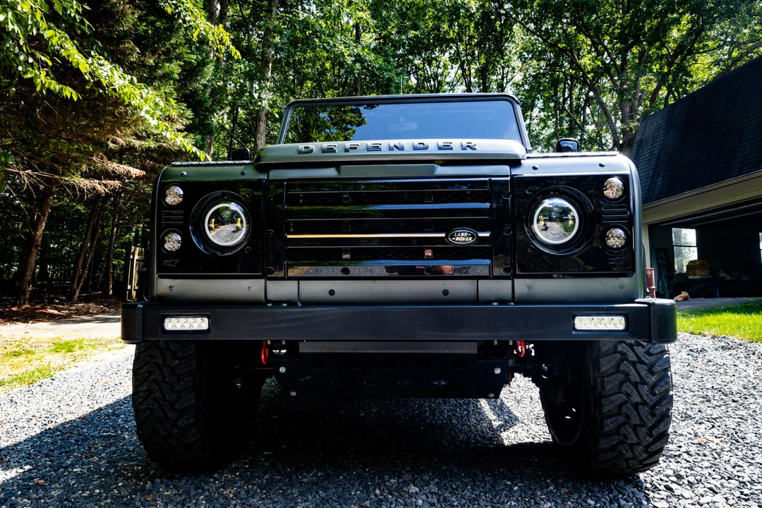 1992 Land Rover Defender 110 - Image 10 of 31