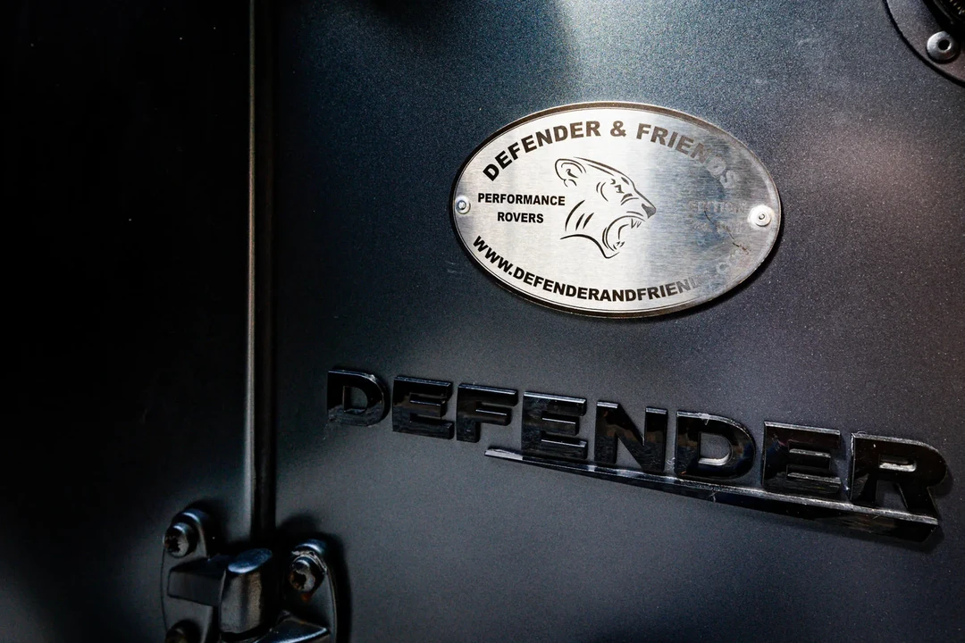1992 Land Rover Defender 110 - Image 18 of 31