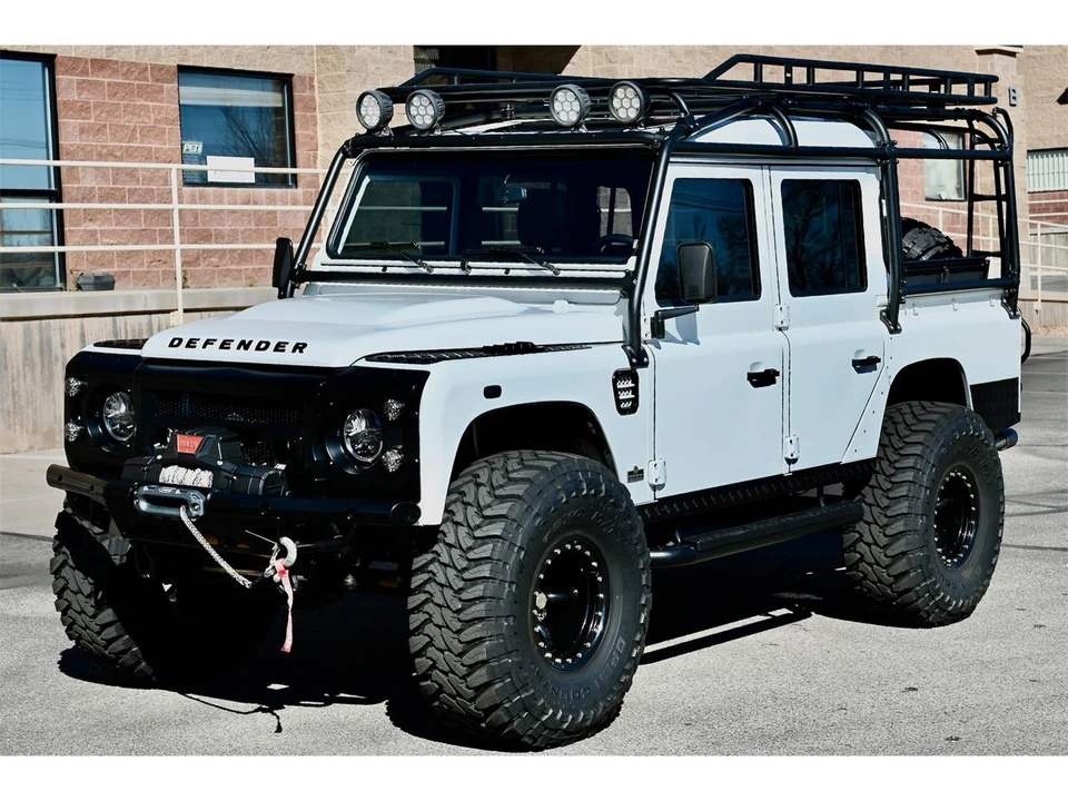 1992 Land Rover Defender 110 - Image 4 of 31
