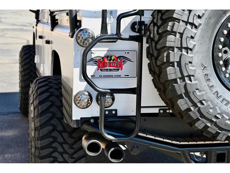 1992 Land Rover Defender 110 - Image 14 of 31