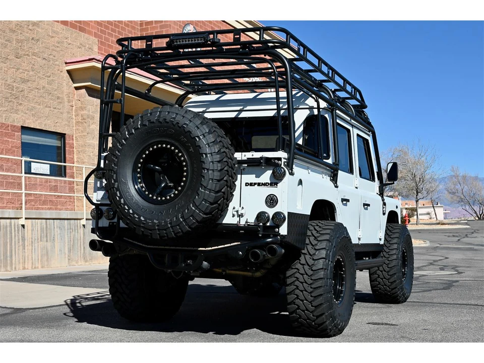 1992 Land Rover Defender 110 - Image 18 of 31