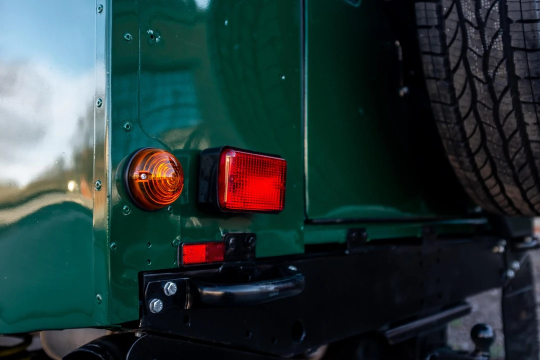 1992 Land Rover Defender 110 - Image 27 of 31