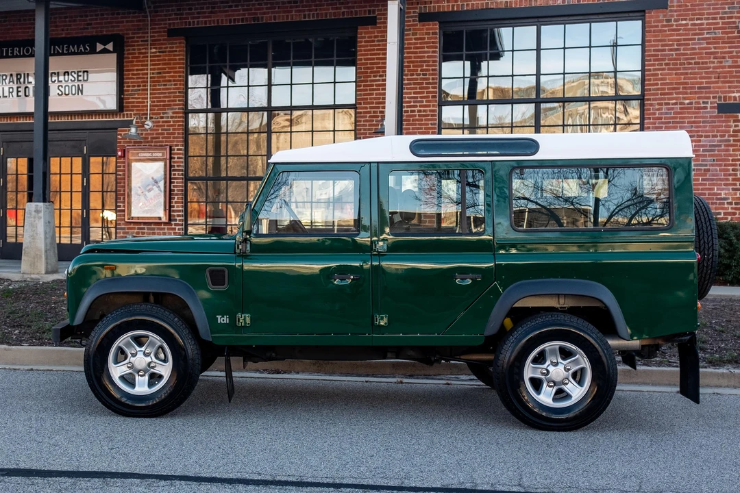 1992 Land Rover Defender 110 - Image 3 of 31