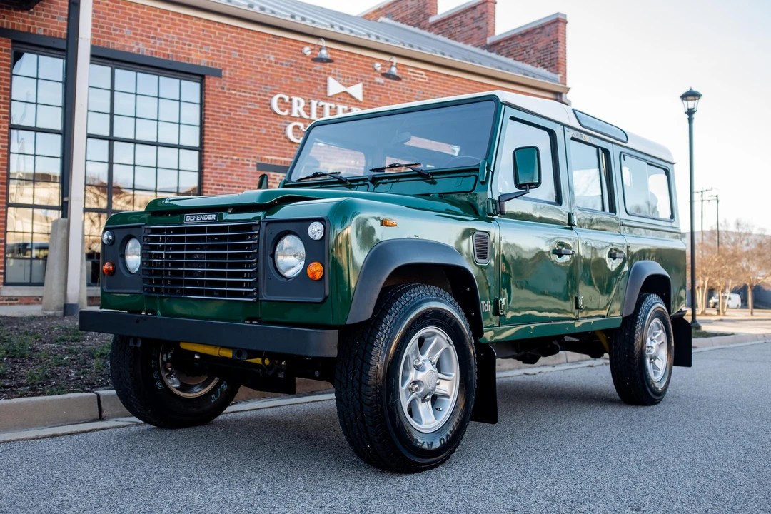 1992 Land Rover Defender 110 - Image 6 of 31
