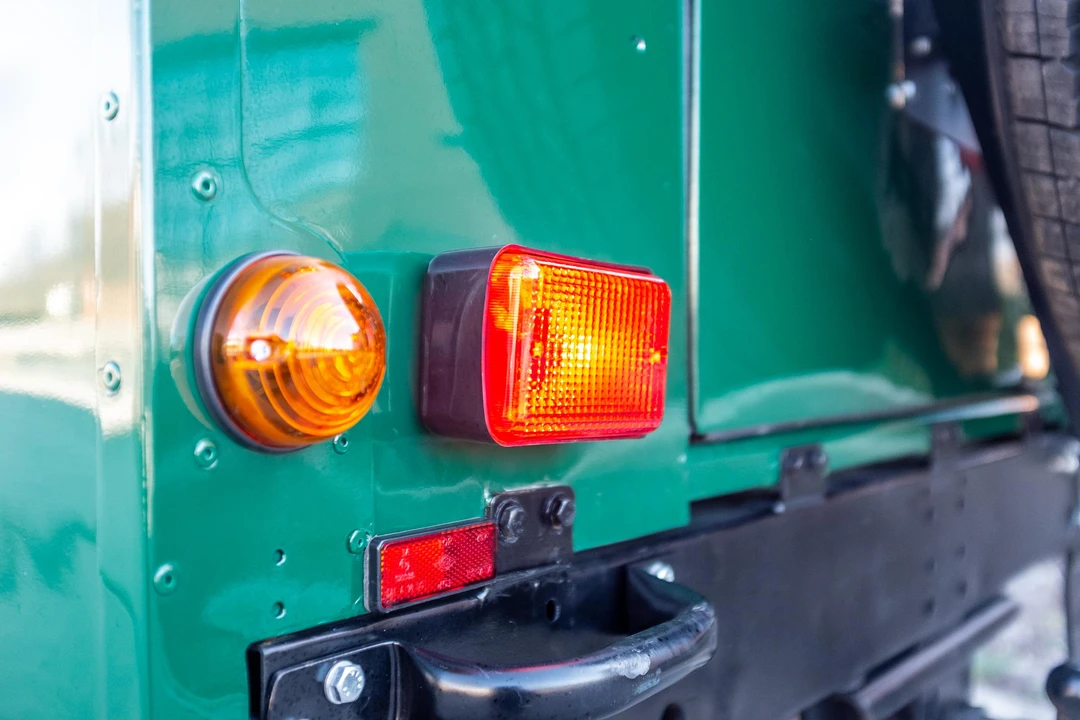 1992 Land Rover Defender 110 - Image 31 of 31