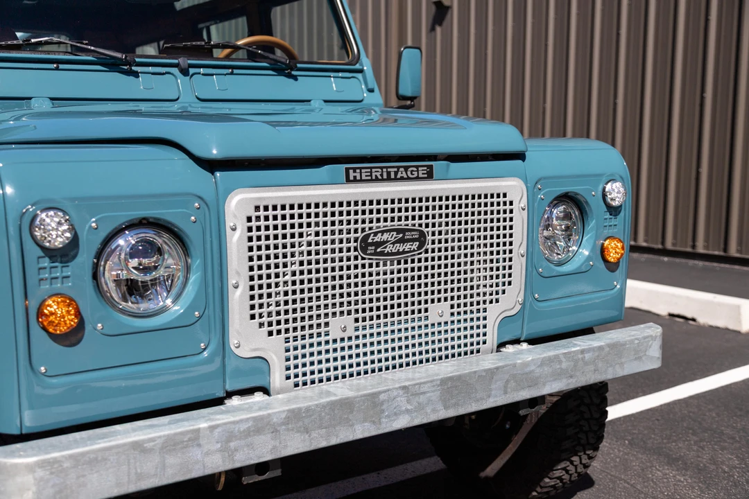 1992 Land Rover Defender 110 - Image 16 of 31