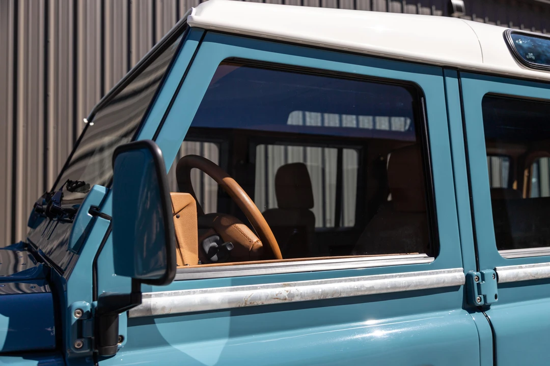 1992 Land Rover Defender 110 - Image 23 of 31