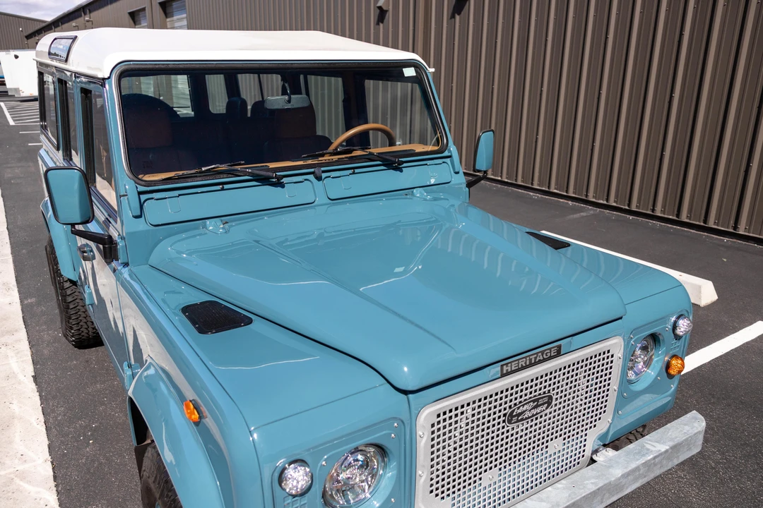 1992 Land Rover Defender 110 - Image 14 of 31