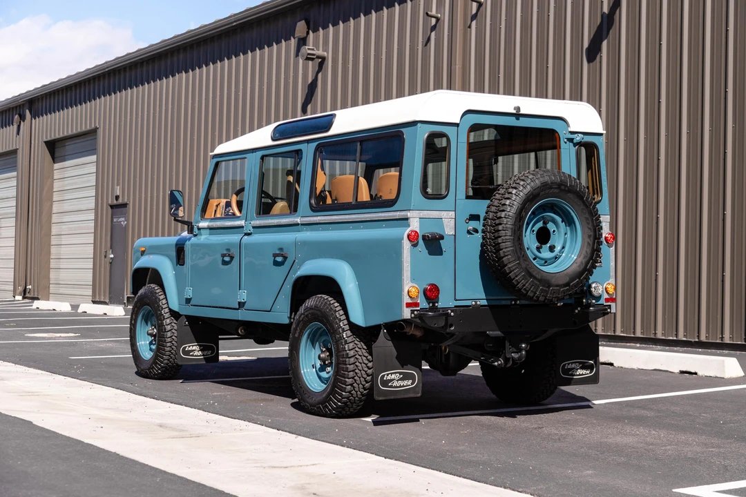 1992 Land Rover Defender 110 - Image 7 of 31