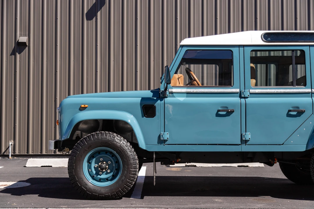 1992 Land Rover Defender 110 - Image 9 of 31