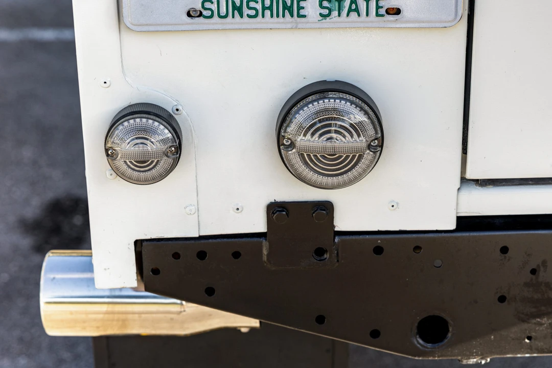 1992 Land Rover Defender 110 - Image 24 of 31