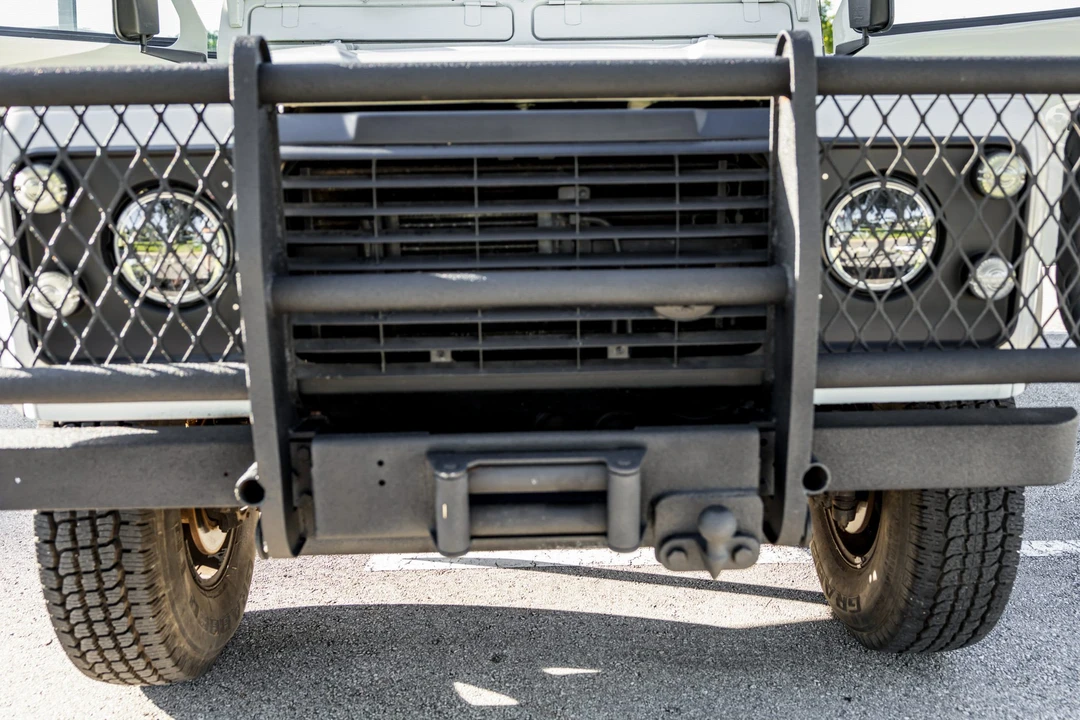 1992 Land Rover Defender 110 - Image 10 of 31