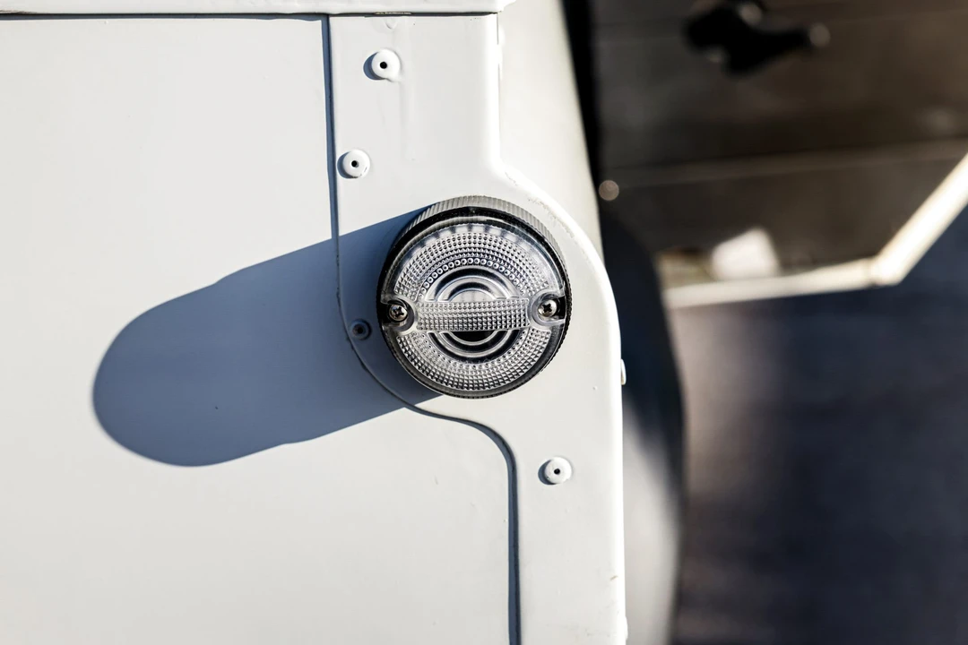 1992 Land Rover Defender 110 - Image 27 of 31