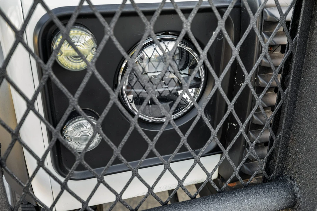 1992 Land Rover Defender 110 - Image 23 of 31