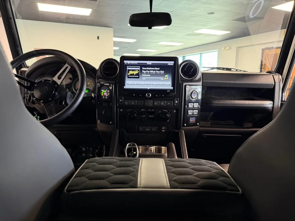1992 Land Rover Defender 110 - Image 11 of 20