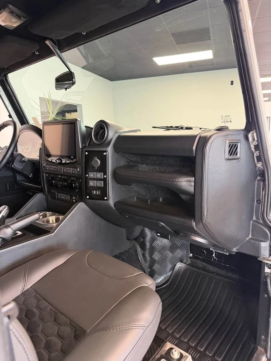 1992 Land Rover Defender 110 - Image 12 of 20