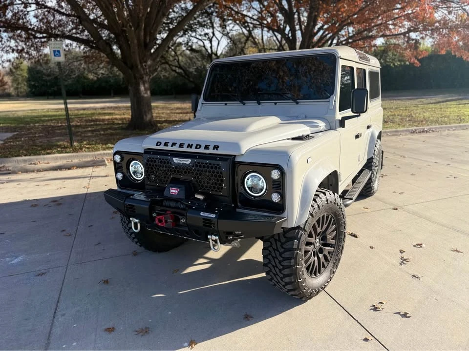 1992 Land Rover Defender 110 - Image 2 of 20
