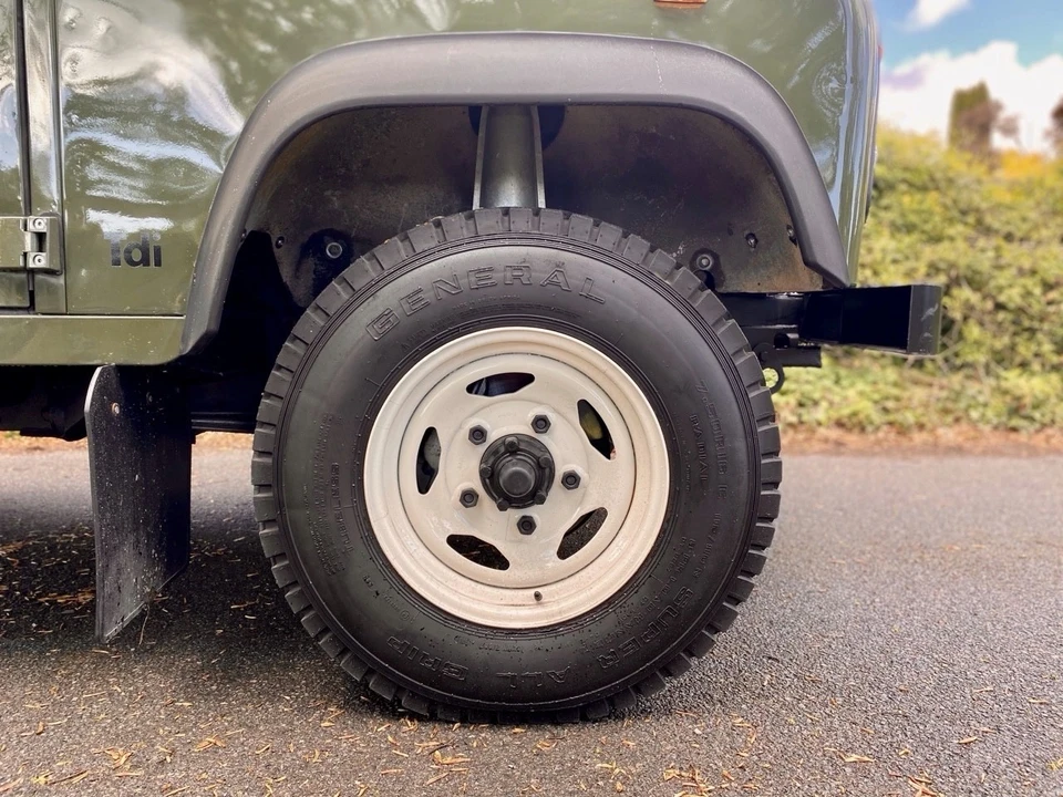 1992 Land Rover Defender 90 - Image 9 of 21