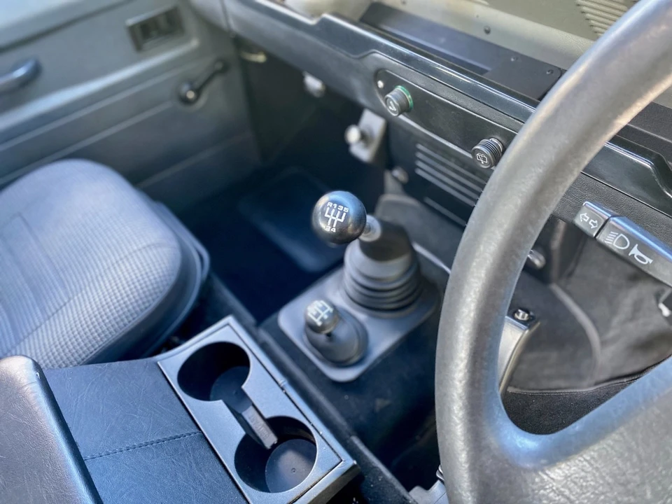 1992 Land Rover Defender 90 - Image 19 of 21